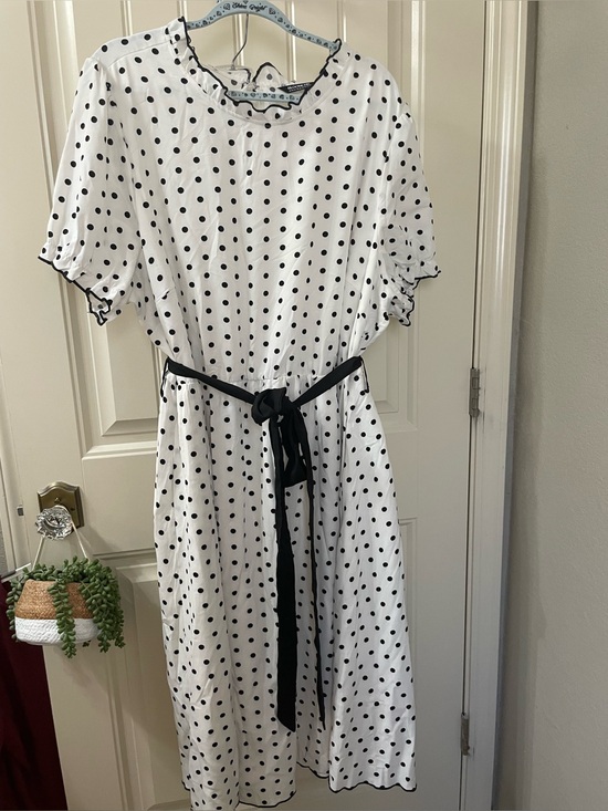 BloomChic Dresses & Skirts - BloomChic White Midi Dress with Black Polka Dots & Black Waist Tie